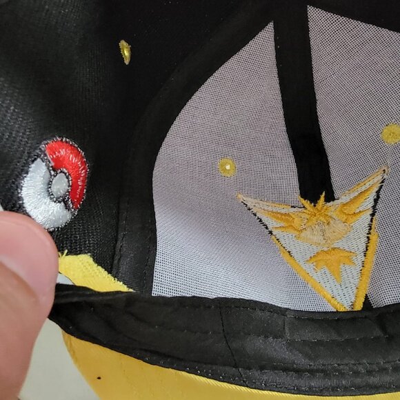Pokémon Go Team Instinct Embroidered Snapback Style Cap - Picture 4 of 4